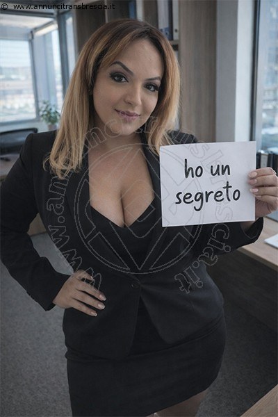 Foto Annunci Transescort Asti Dottoressa Mony