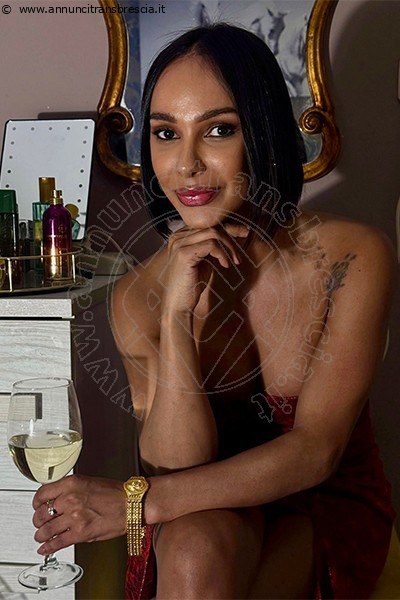 Foto Annunci Transescort Bologna Ella Ricci