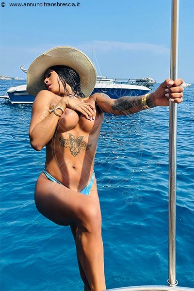 Foto Annunci Transescort Roma Arianna Ferrari Pornostar